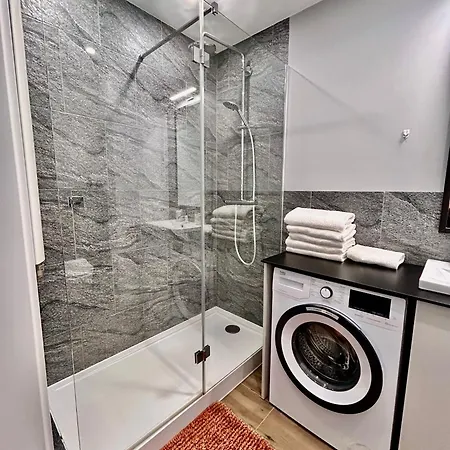 Ksiezy Mlyn Апартаменты Лодзь